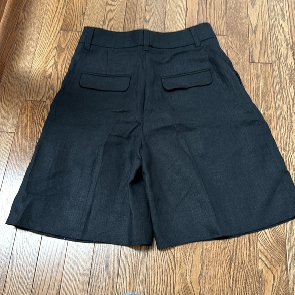 Banana Republic linen trouser shorts - Picture 2 of 4